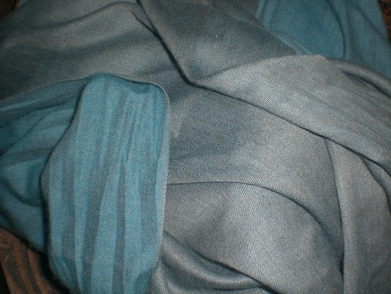 АммА-слинг. Шелк и кашемир.Небо Гималаев