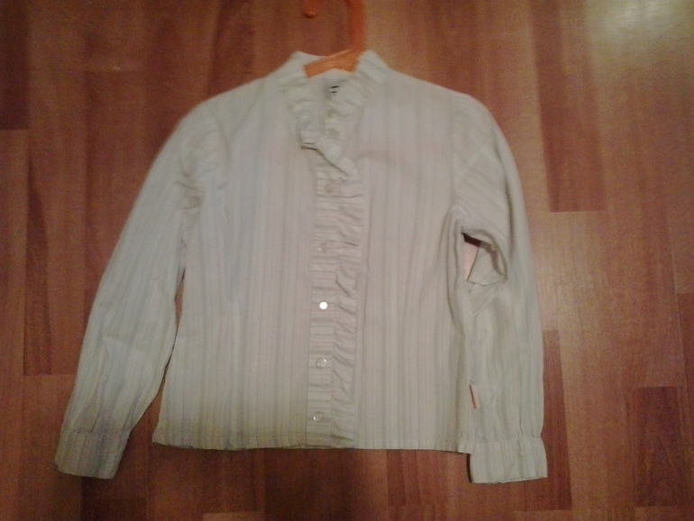 Scool пиджак, бриджи, блузка 500 руб