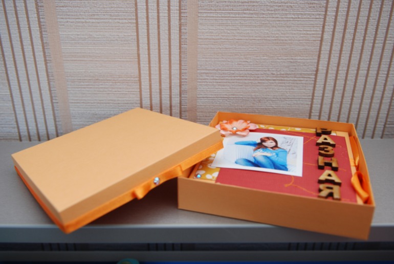 Мини-альбомчик на 12 фотографий, конверт для диска и для денег