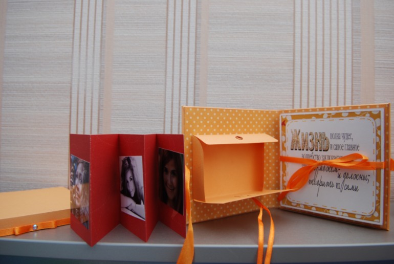 Мини-альбомчик на 12 фотографий, конверт для диска и для денег