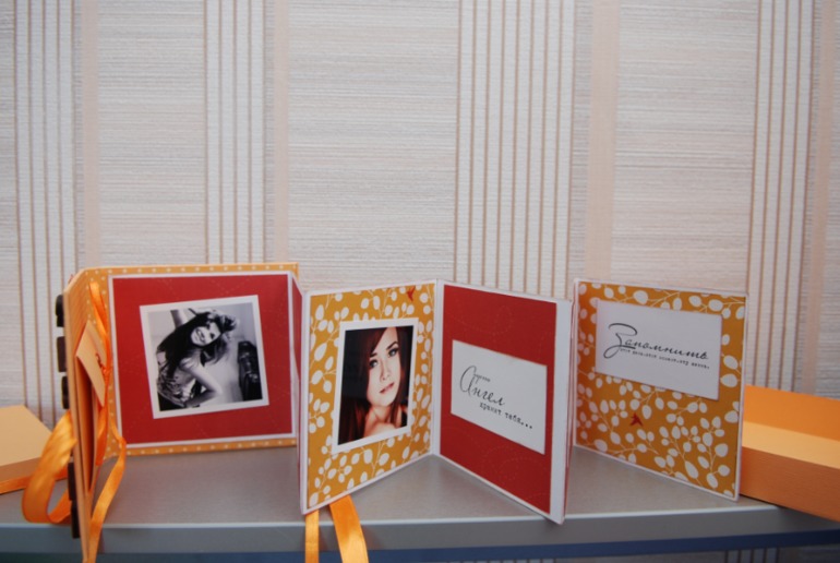 Мини-альбомчик на 12 фотографий, конверт для диска и для денег