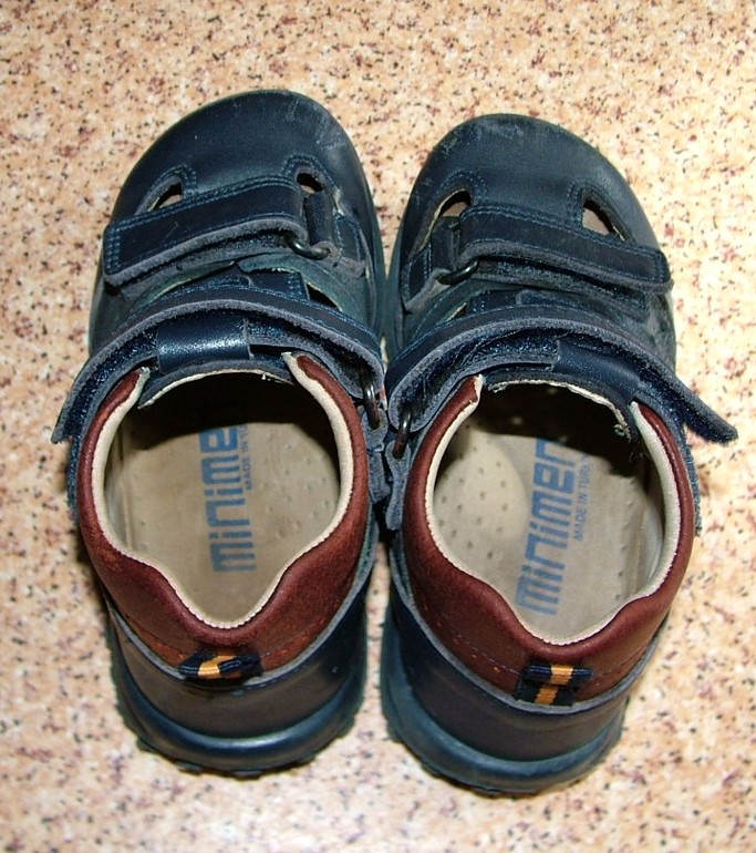 Продаю Сандалики Minimen р26.