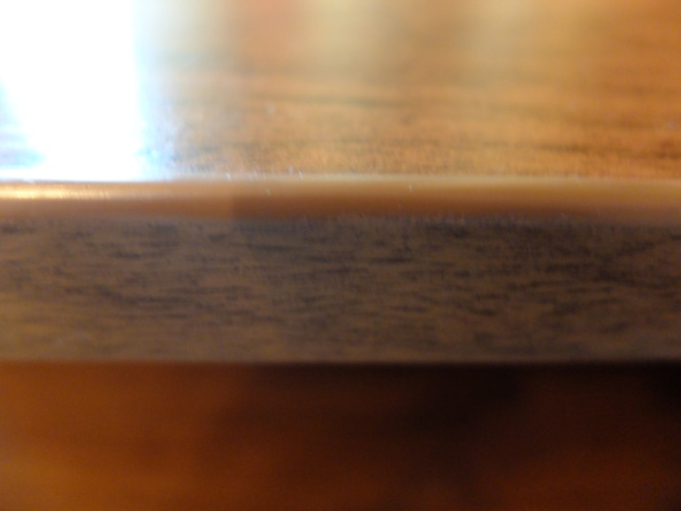 Края мебели.