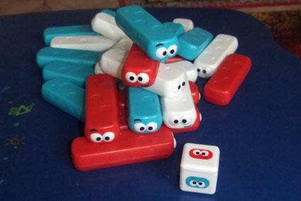 Игры на ловкость пальчиков.