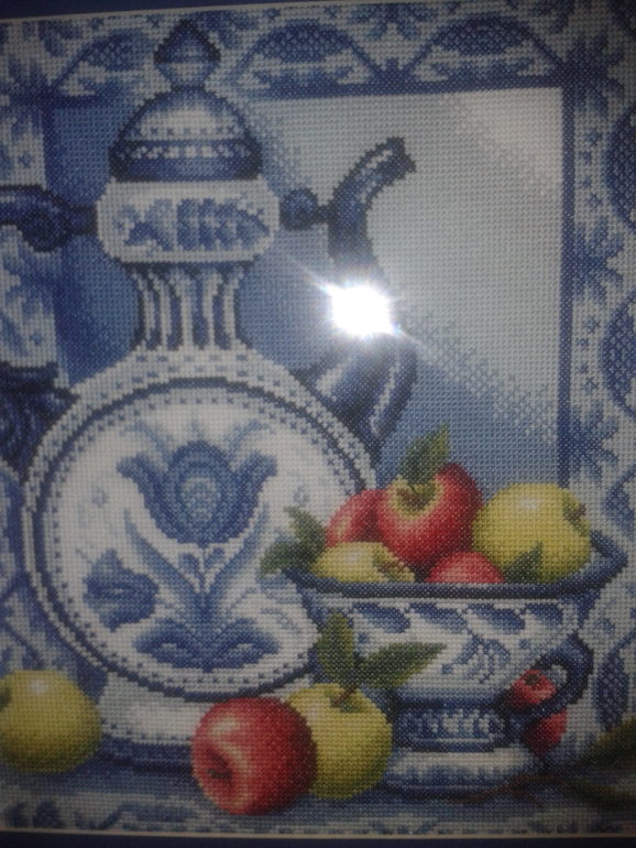 Кому яблочко наливное?