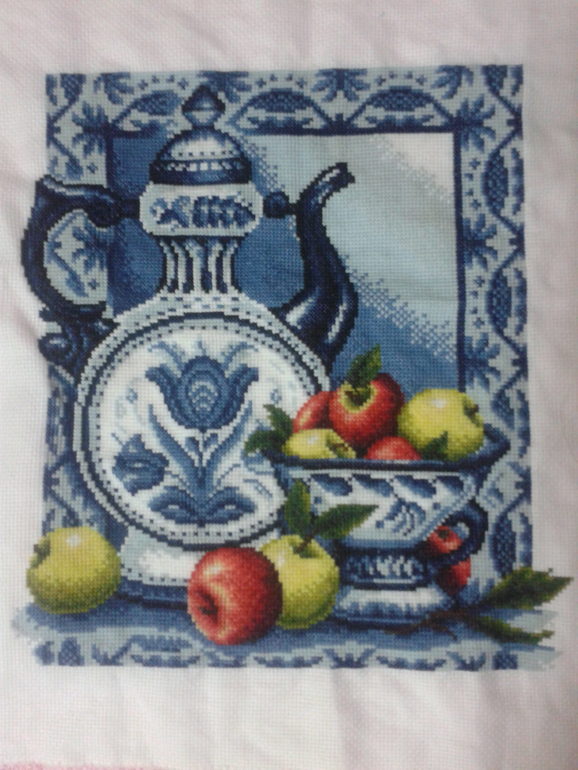 Кому яблочко наливное?