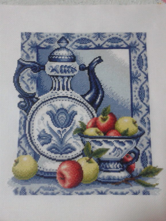 Кому яблочко наливное?