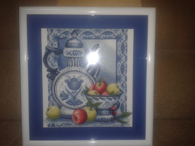 Кому яблочко наливное?