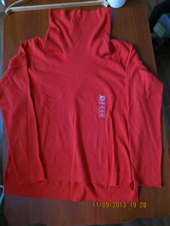 Пристрой одежды (кофт) на фигуристых девушек! 48-50 размер.