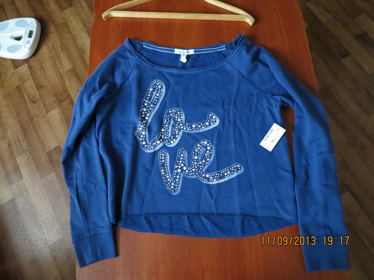 Пристрой одежды (кофт) на фигуристых девушек! 48-50 размер.