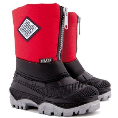 Выбираю первые сноубутсы