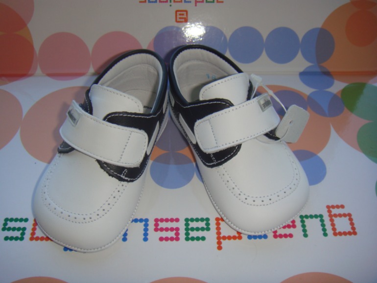 Анданинес , Испания, в наличии