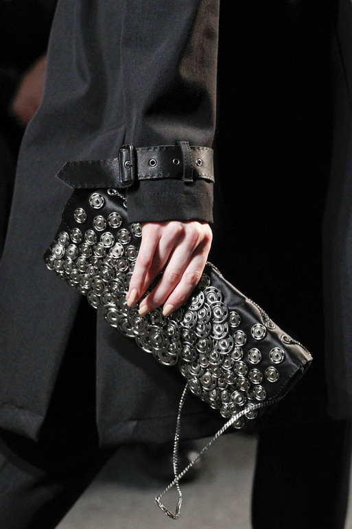 Ищу мастерицу))