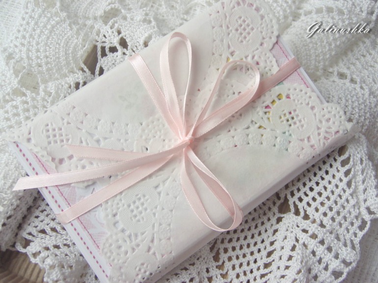 Большой альбом для малышки, пригласительные и миники для бабушек и дедушек)