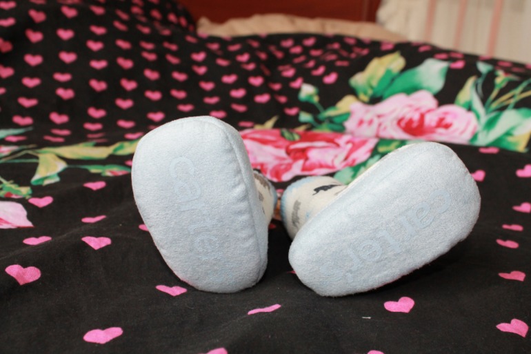 Продаю пинеточки и бодик "Слоник"