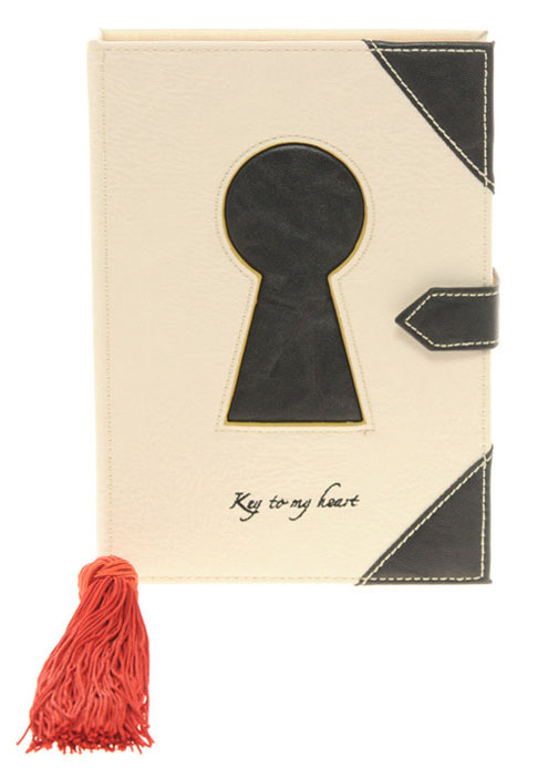 Куплю клатч срочно