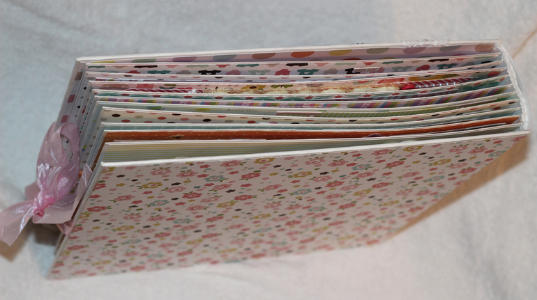 Альбомчик для Ариночки!