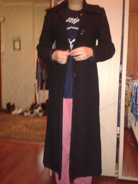 пальто и ещё что -то)