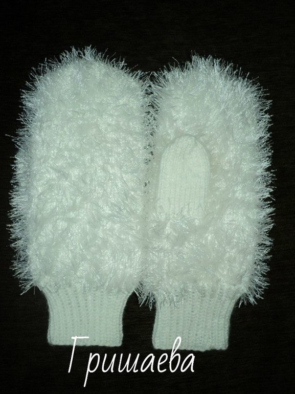 вяжем варежки