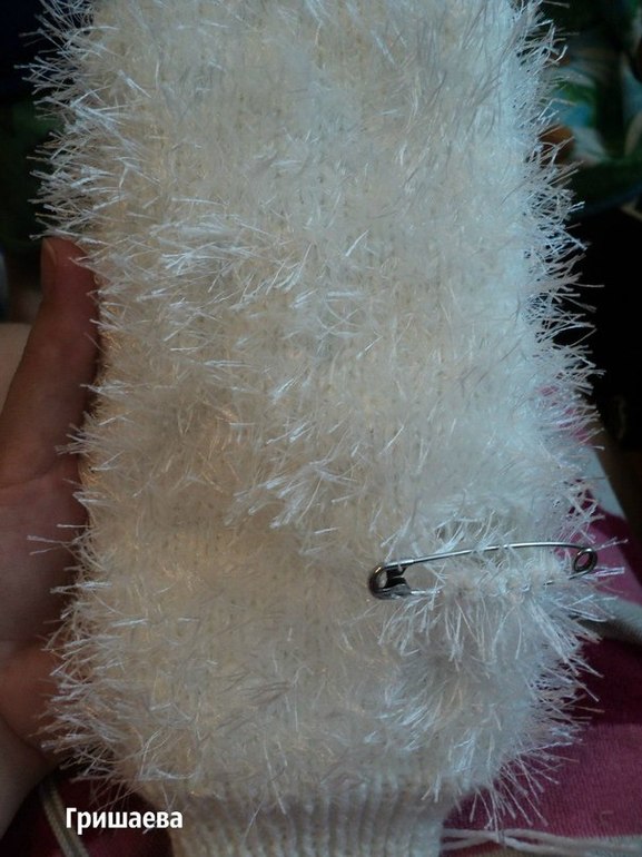 вяжем варежки