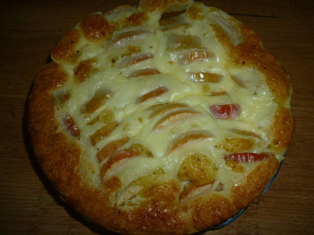 Заливной пирог с яблоками