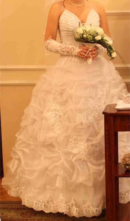 Свадебные платья (2 шт.) 44-46