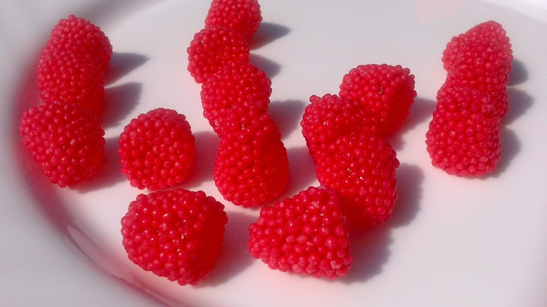 Мармеладные конфеты на торт?