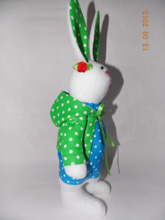 Горошковая зайка