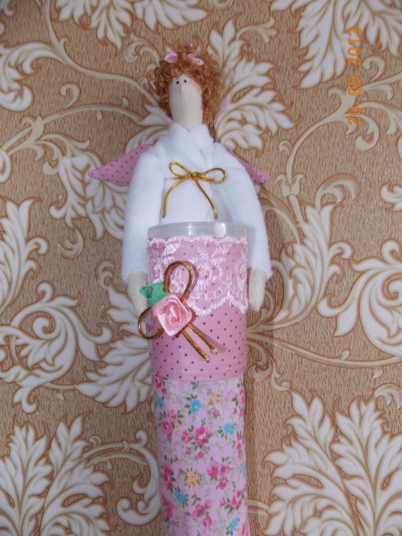 Хранительница ватных палочек и дисков