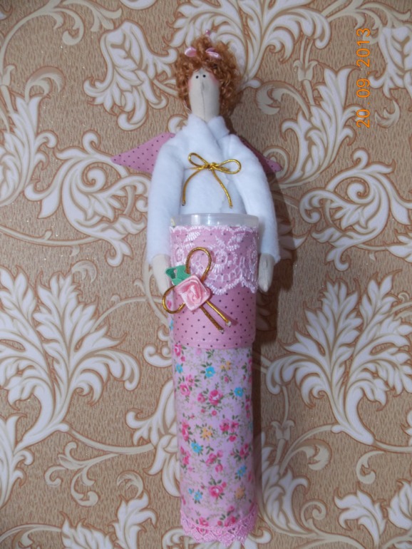 Хранительница ватных палочек и дисков