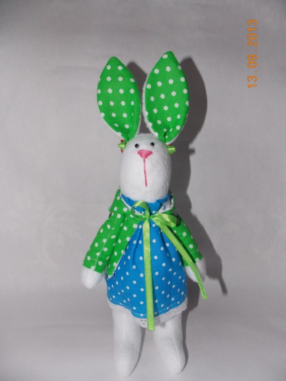 Горошковая зайка