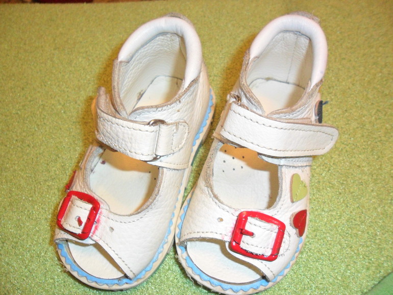 Детские ортопедические сандалики фирмы таши-орто