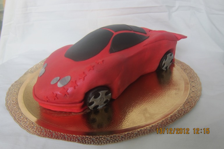 торт машинка