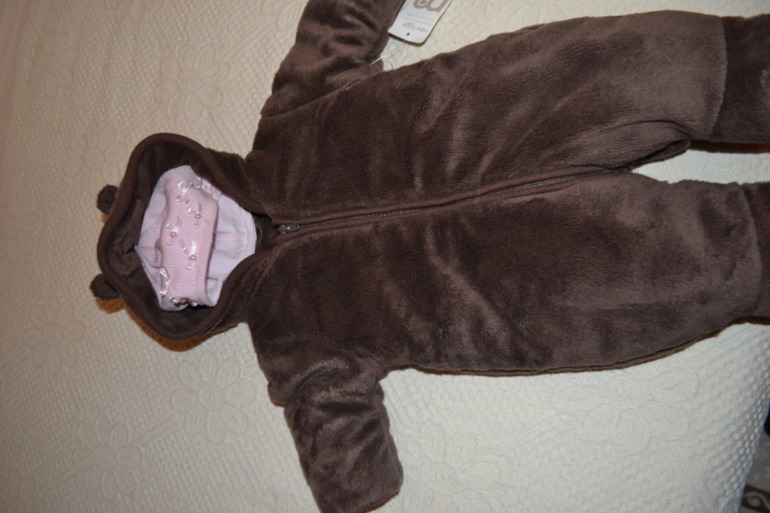 Немного  нашего приданного и на выписку