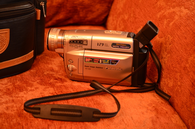 Камера panasonic NV-VZ9 Japan в идеале + чехол-сумка