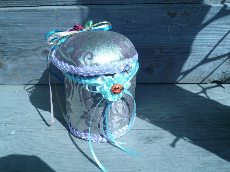 Анютины глазки, бутоньерка,игольница, шкатулка