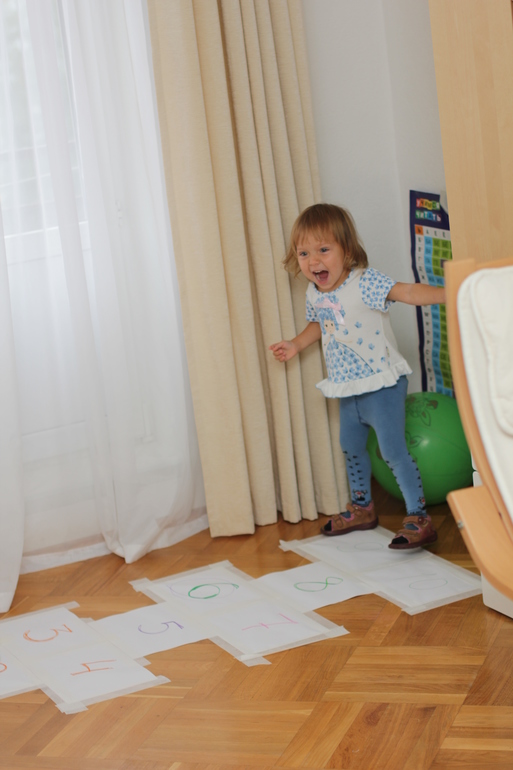 На улице дождь, но