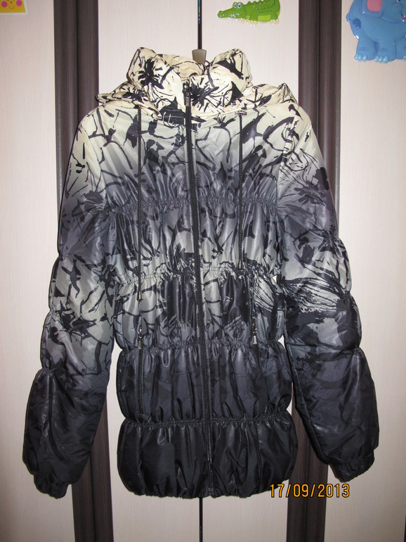 Осенняя куртка для беременных размер 42-44 -- 1500 руб. ПЛЮС ПОДАРКИ