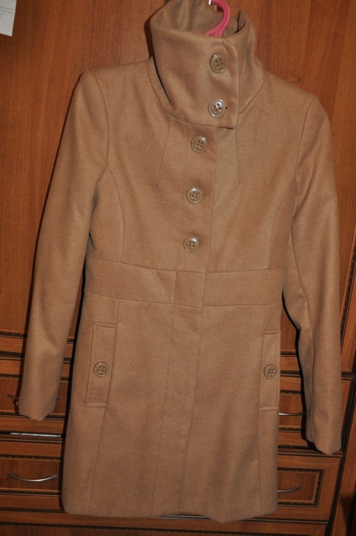 Много одежды в отличном состоянии(разные размеры)