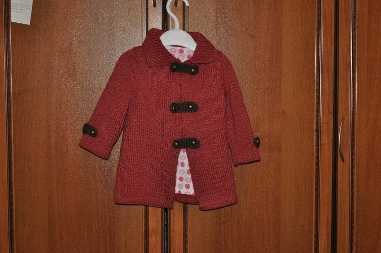 Пальто новое вязаное