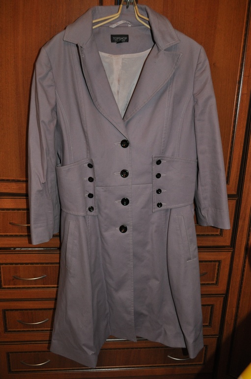 Много одежды в отличном состоянии(разные размеры)верхняя одежда. Буду добавлять.