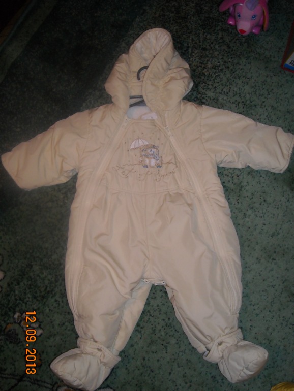 Комбинезоны малышке от полугода до 1,5 осень, зима