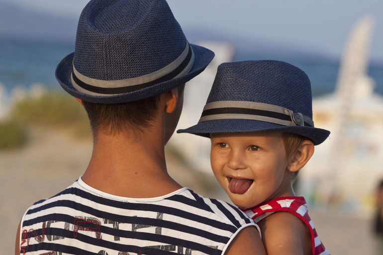 Давайте знакомится.