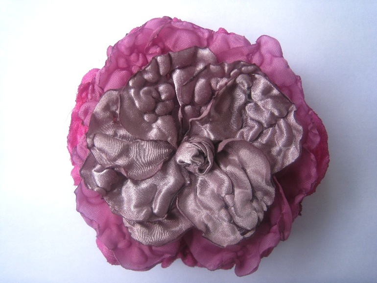 Броши из ткани ручной работы.Москва. (15.09.)