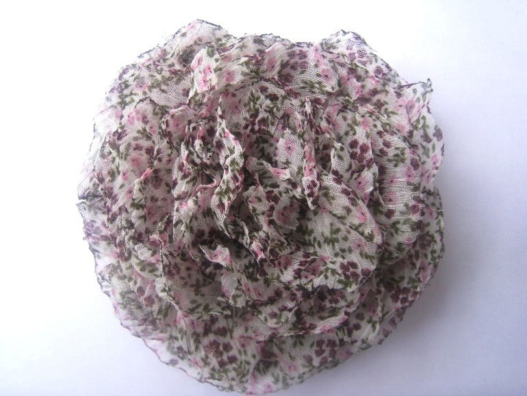 Броши из ткани ручной работы.Москва. (15.09.)