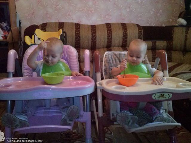 начали кушать ложкой!