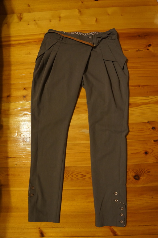 Брюки р-р 36 за шоколад