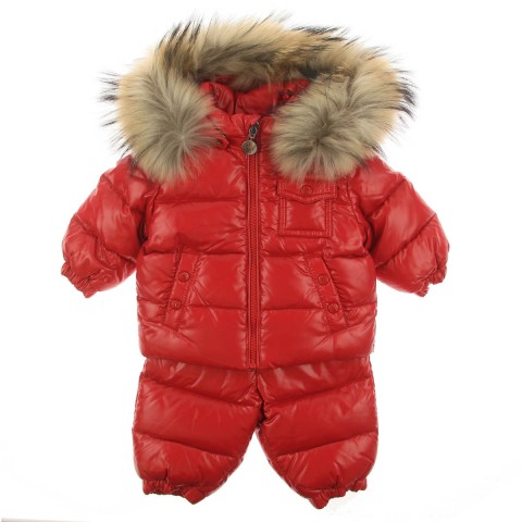 теплые вещички от Французкой фирмы "Moncler"