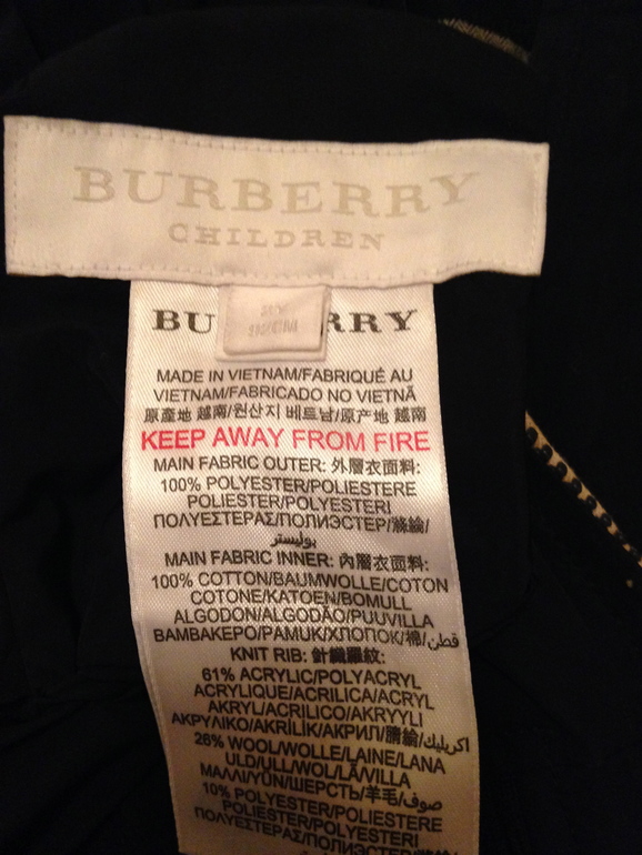 Двусторонняя ветровка Burberry ориг. Непромокаемая! Для мальчика азмер 2 года/92 см. Б/у отл. сост. 2800 руб. Москва