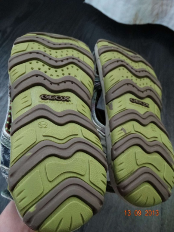 Продам на мальчика: сапоги (KUOMA, ECCO), ботинки (ECCO), сандалии (GEOX kids), туфли в школу (ECCO) и туфли танцевальные